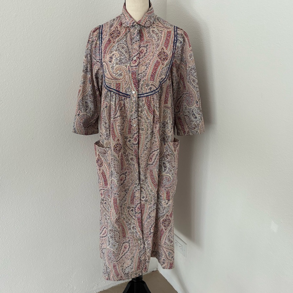 Vintage Montaldo’s Models Coat